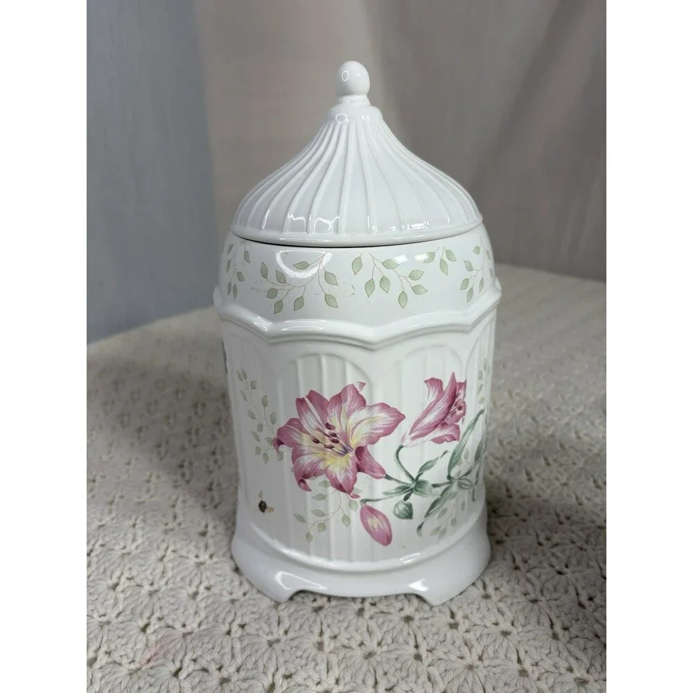 Lenox Butterfly Meadow Cookie Jar with Lid Pre Owned Limited Edition Footed EUC
